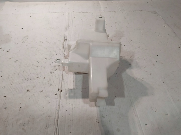 RÉSERVOIR LIQUIDE LAVE-GLACES MAZDA CX3 CX-3