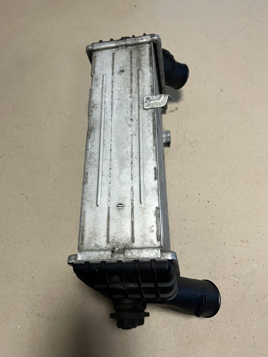 HYUNDAI I20 II 1.1 CRDI ÉCHANGEUR AIR-AIR RADIATEUR AIR