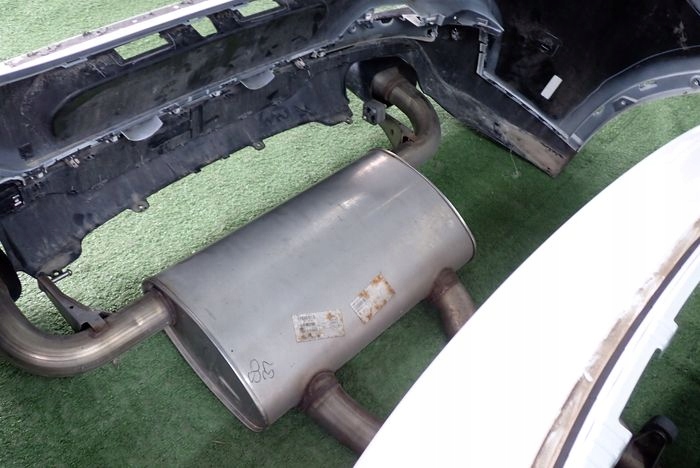 BMW X4 G02 M40D MODULE 18- COUVERCLES DE COFFRE ARRIÈRE ARRIÈRE PARE-CHOCS SILENCIEUX
