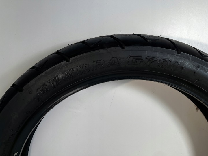 PNEU MOTOCYCLETTE BRIDGESTONE EXEDRA G701 110/90ZR17 M/C 62H TT ANNÉE 2005