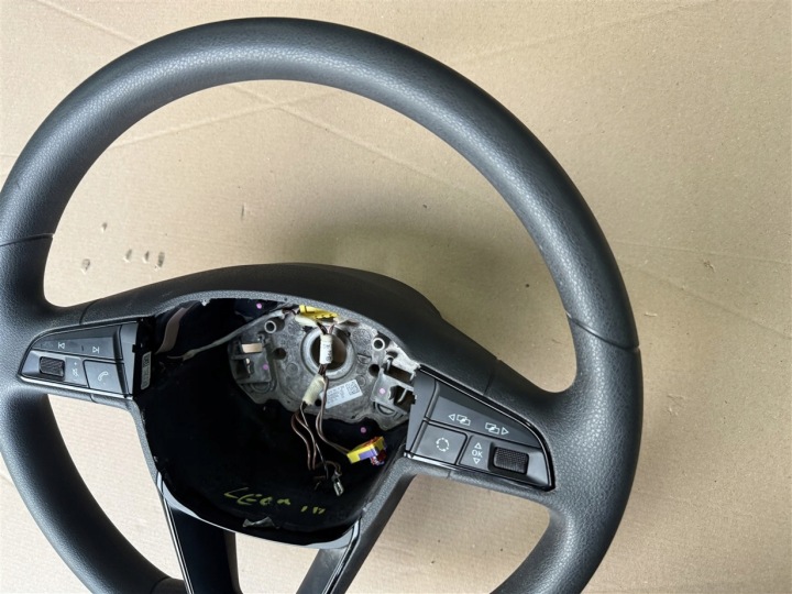 VOLANT MULTI FONCTION EN BON ÉTAT 5F0419091A SEAT LEON 3 III 12-16R