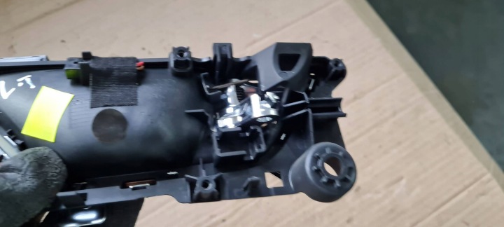 A6 C8 4K POIGNÉE PORTES GAUCHE GAUCHE ARRIÈRE ARRIÈRE 4K0839019A