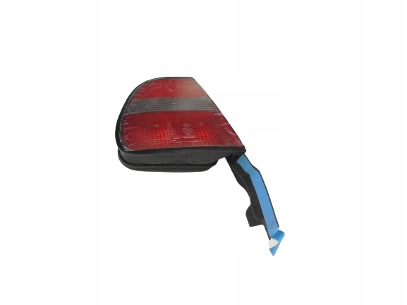 PHARE GAUCHE ARRIÈRE LANCIA DELTA 93-99 7798158
