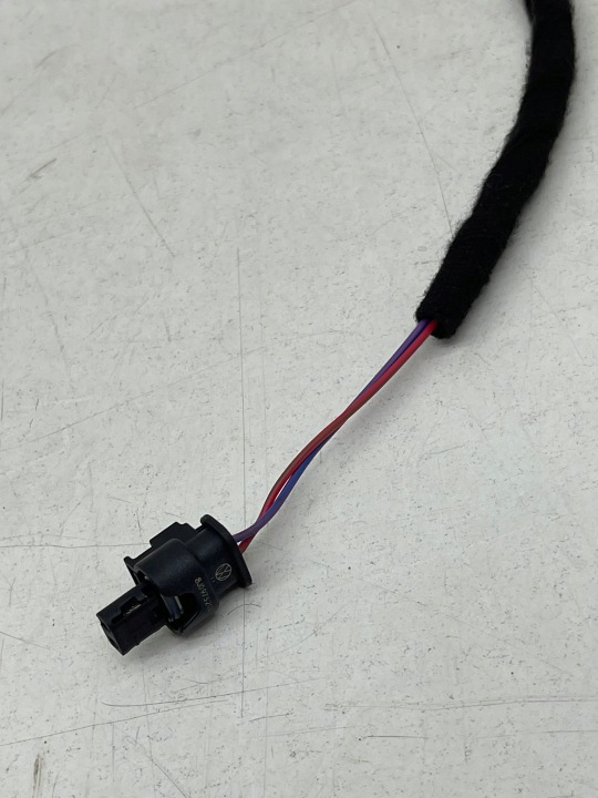 AUDI VOLKSWAGEN SEAT SKODA PUCE PUCE RACCORD FIL 8J0973202