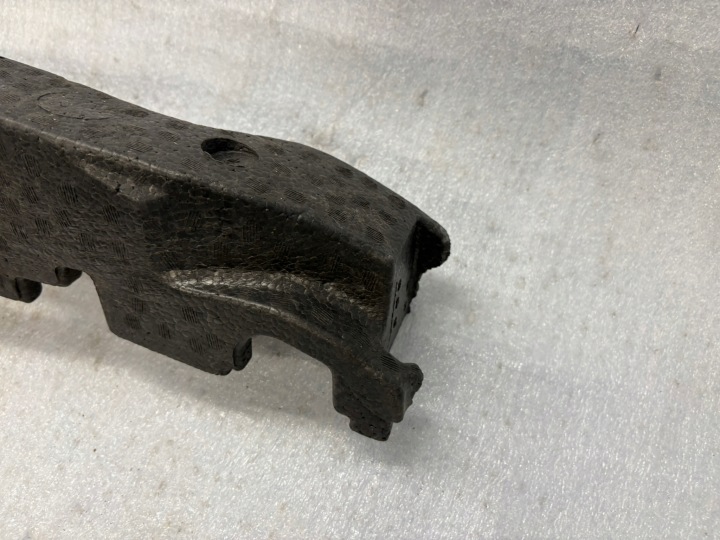 SEAT LEON III AMORTISSEUR PARE-CHOCS AVANT 5F0807251G