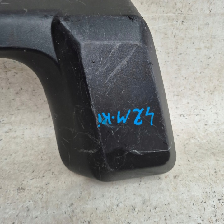 TOYOTA HILUX VIII 15- MOULURE REVÊTEMENT PARE-CHOCS ARRIÈRE