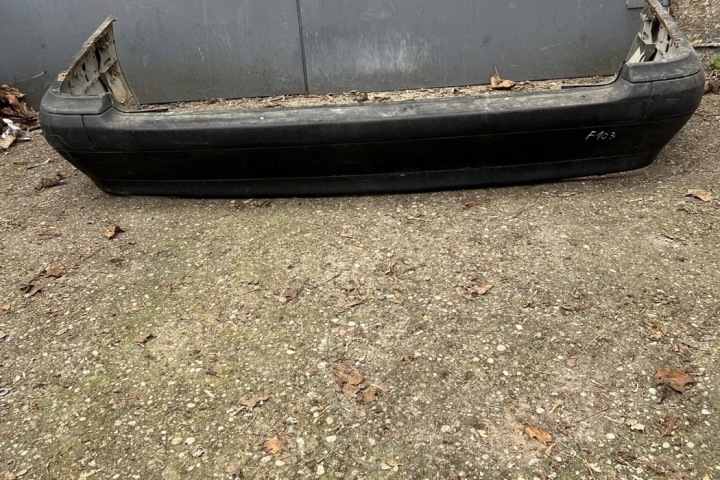 PARE-CHOCS ARRIÈRE AUDI 100 (5000) 2108800725 GASOLINE 1999