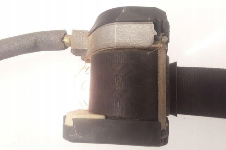 CEINTURE DE SÉCURITÉ AVANT DROIT VW PASSAT B3/B4 (3A2, 35I) 00011223 1.8L