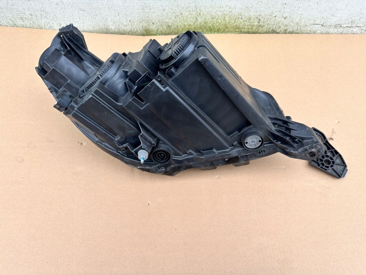 PHARE OPEL CORSA F GAUCHE AVANT AVANT ORDINAIRE H7 ORIGINAL