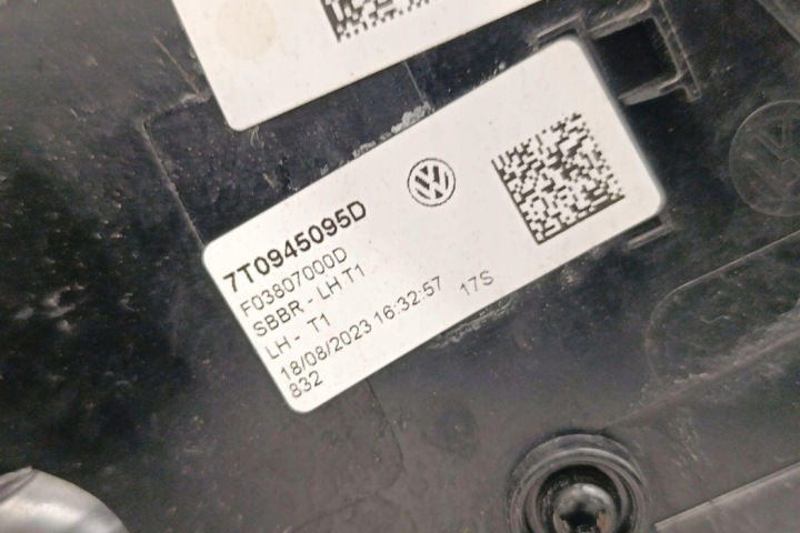 ENSEMBLE PHARE ARRIÈRE VW MULTIVAN VI (SGF, SGM, SGN) 7T0945095D 1.4L