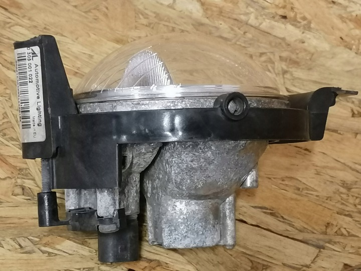 MINI COOPER R60 R61 PHARES ANTIBROUILLARD DROIT AVANT 9802163