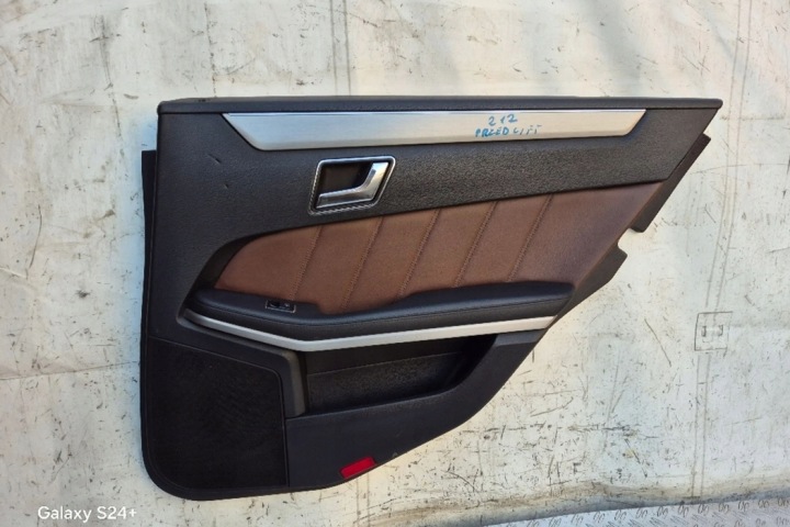 COLLECTEUR ARRIÈRE DROITS PORTES MERCEDES-BENZ E (W212) JC1698579 2.1L DIESEL