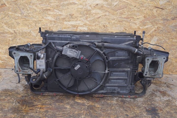 FORD FOCIS MK3 PANNEAU AVANT RADIATEURS VENTILATEUR 2.0 TDCI (D807)