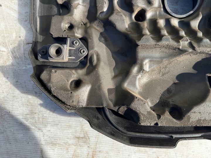 MAZDA CX-7 PROTECTION MOTEUR SUPÉRIEURE COUVERCLE SH0210231