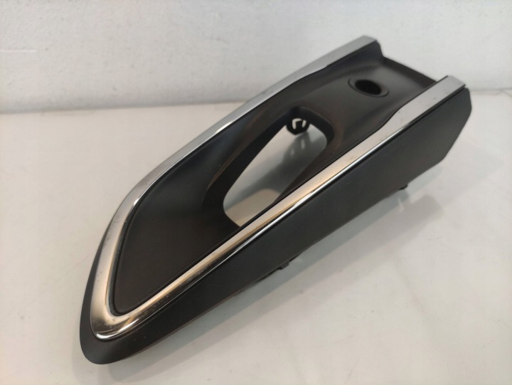 RENAULT ZOE LIFT GRILLE PARE-CHOCS DROIT AVANT 261A28224R