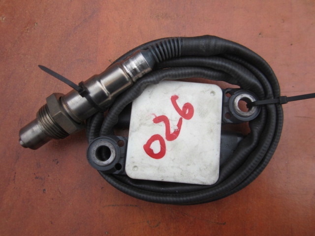 BMW 5 F10 7 F01 F02 NOX SONDE CAPTEUR PUISSANCE 8582026