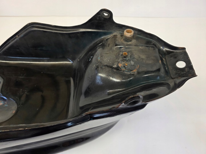 HONDA NTV 650 RÉSERVOIR CARBURANTS RÉSERVOIR CARBURANTS