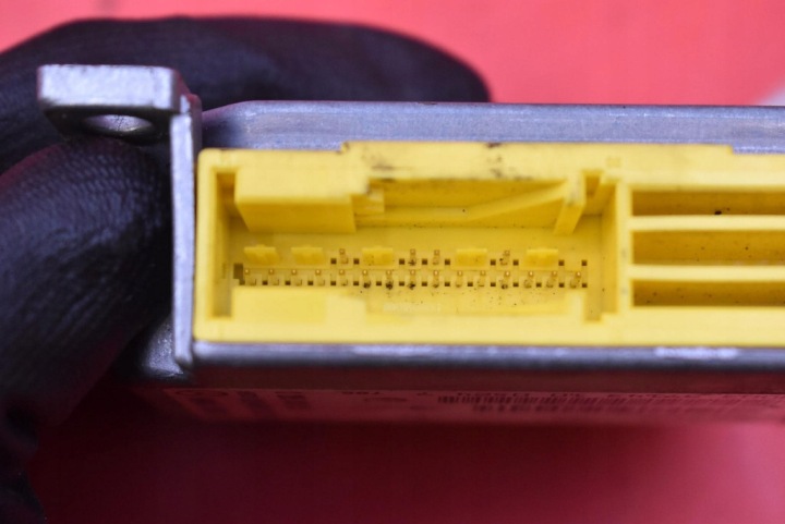 MODULE CAPTEUR AIRBAG COUSSINS 0004460242 VW LT 35 2 II 96-06