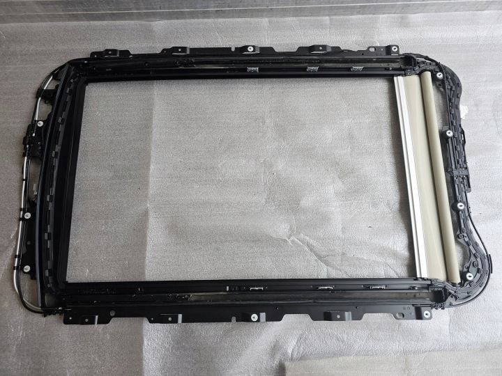 VOLVO XC60 II 2017+ CHÂSSIS CHÂSSIS TOIT OUVRANT TOITS STORE CLAIRE 32285194