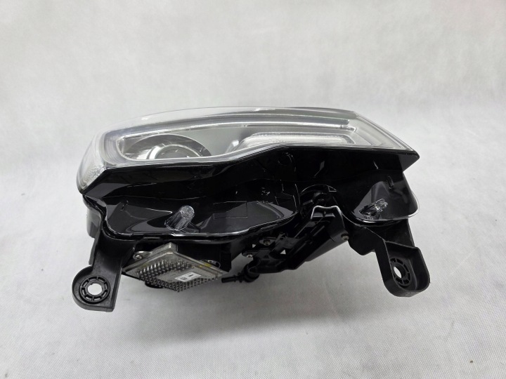 JEEP GRAND CHEROKEE WK II LIFT PHARE AVANT DROITE XÉNON EUROPE 68144708AC