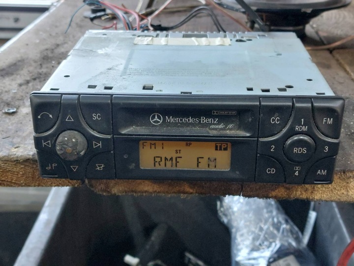 RADIO LECTEUR CODE MERCEDES W168 A CLASSE CASSETTES 2108200986