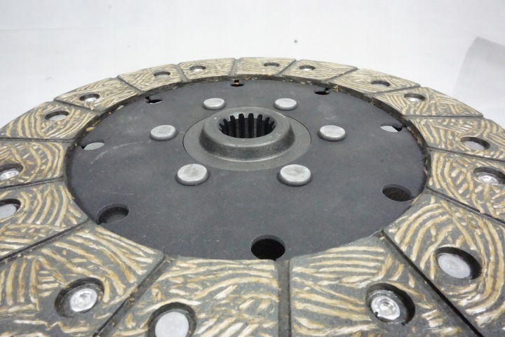 DISQUE ADHÉRENCE FI 225 URSUS C-325 C-328 I DEGRÉ