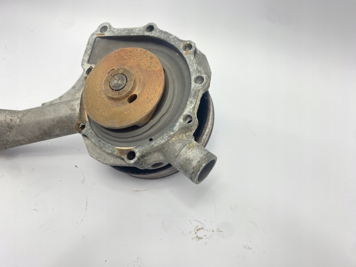 POMPE À EAU KOLO MERCEDES W124 M111 E200 E220 2,2 220 1112010401 1112020110