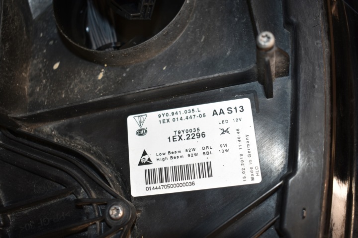 PARFAITE PHARE AVANT AVANT GAUCHE MATRIX PORSCHE CAYENNE 9Y 1