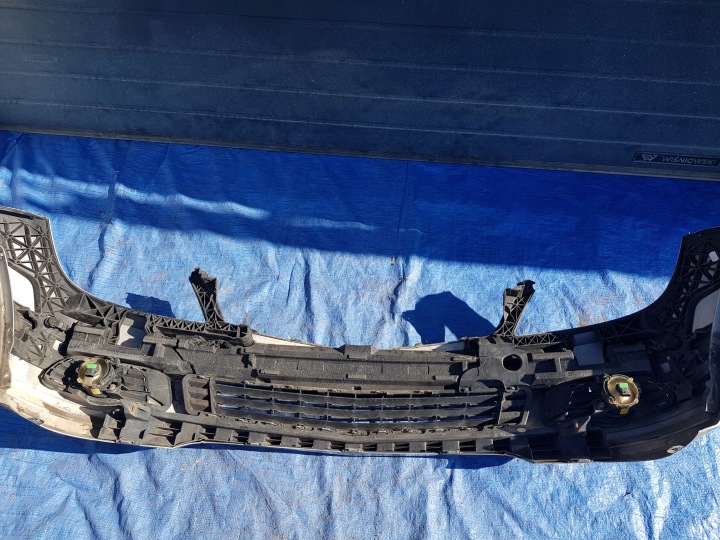 PARE-CHOCS AVANT AVANT MERCEDES W204 C792
