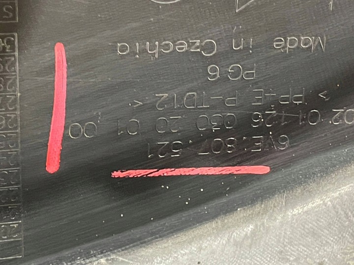 SKODA FABIA IV 4 21- MOULURE SPOILER DIFFUSEUR DOUBLURE PARE-CHOCS ARRIÈRE ARRIÈRE