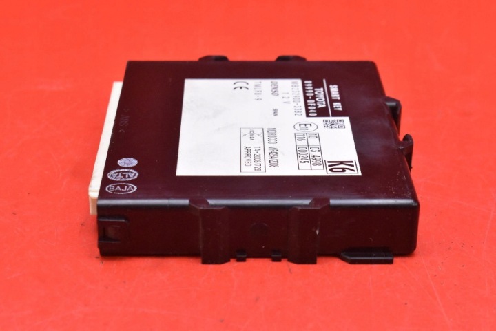 CONTRÔLEUR MODULE SMART KEY 89990-0F040 TOYOTA VERSO 1.8 VALVEMATIC 147 KM