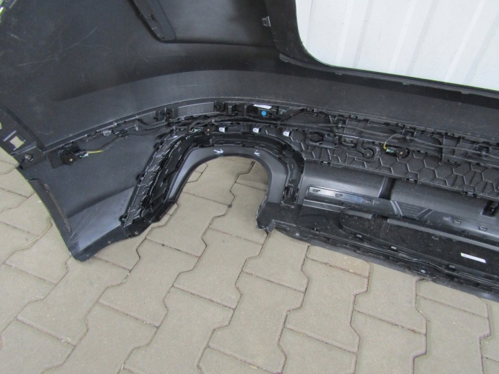PARE-CHOCS ARRIÈRE ARRIÈRE AUDI RSQ8 4M8 LIFT 23-