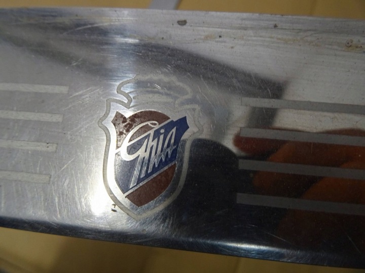MOULURE SEUIL REVÊTEMENT SEUIL CHROME GHIA FORD FOCUS MK1 HAYON NR239