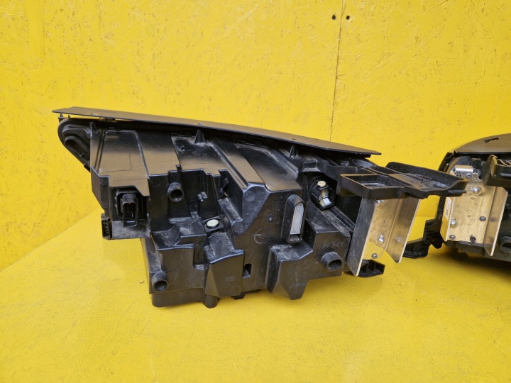OPEL MOKKA II 2 PHARE GAUCHE DROITE AVANT 9834016880