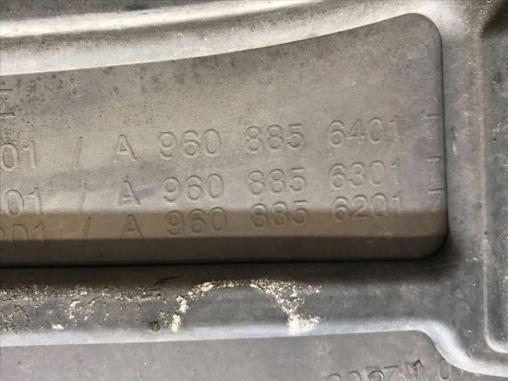 MERCEDES ACTROS MP4 GRILLE CALANDRE PARE-CHOCS AVANT DEGRÉ A9608856401