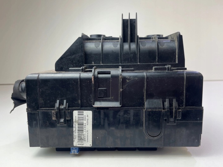 BOÎTE FUSIBLES FORD TRANSIT MK8