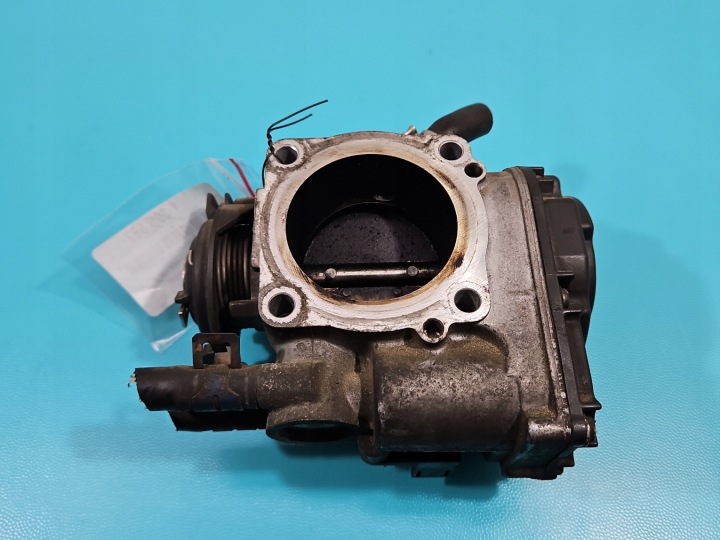 PAPILLON DES GAZ SEAT ALHAMBRA I 2,0 8V WIEL 037133064A