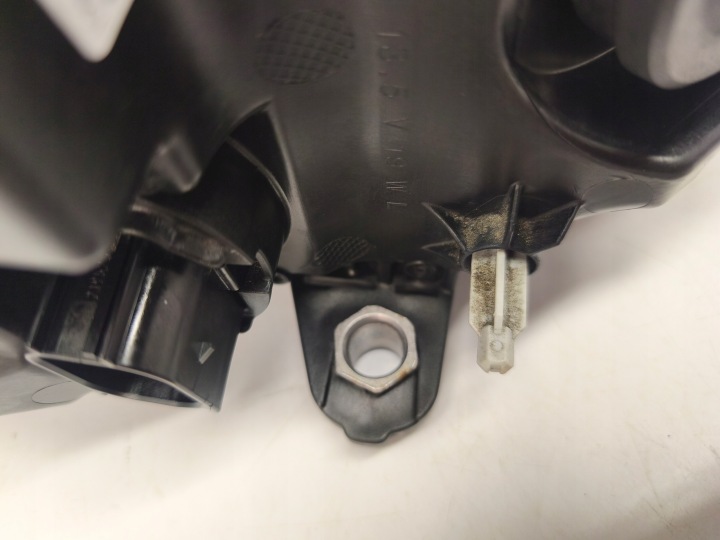 PHARE GAUCHE COMPLET LED AUDI A1 82A941033D