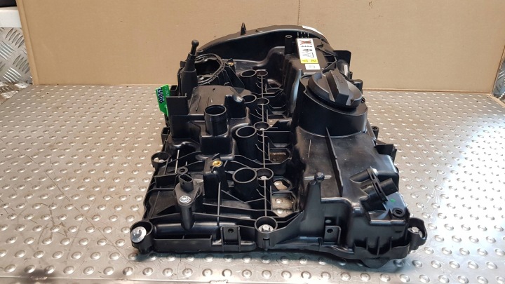 COUVERCLE DE SOUPAPES CULASSES 8631745 BMW G20 G30 G11 F48 F39 G01 G02 G05 G06