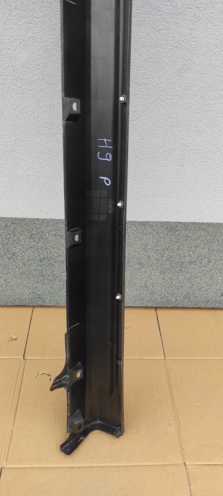 SUZUKI S-CROSS MOULURE SEUIL REVÊTEMENT DROITE 77231-63T0 2023 ANNÉE