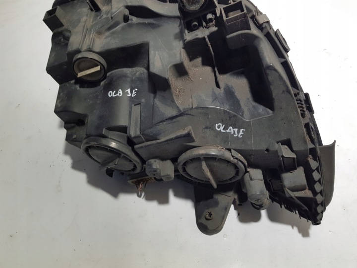 MERCEDES W205 PHARE GAUCHE AVANT 2059066702