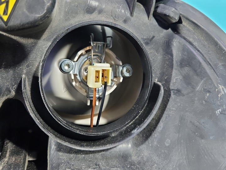 PROJECTEUR GAUCHE PHARE AVANT FORD S-MAX I MK1 EUROPE 6M21-13D155-AJ