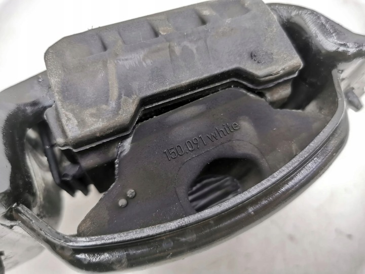 AUDI A1 2022 SUPPORT FIXATION MOTEUR