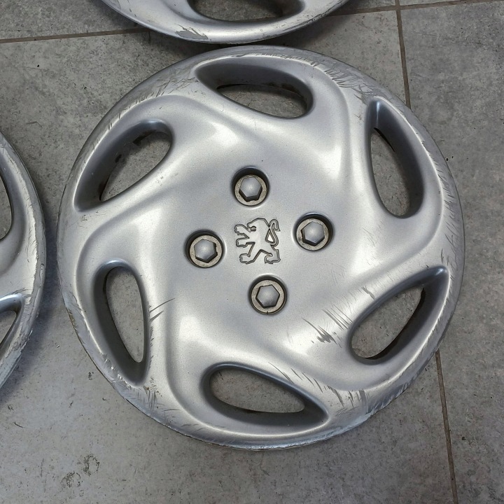 ENJOLIVEURS CHAPEAU 14 PEUGEOT 206 9628918177 NR54 JEU