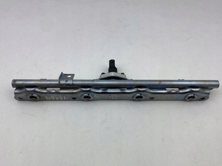 2021 TOYOTA RAV 4 (XA50) DISTRIBUTEUR CARBURANTS 8945833030