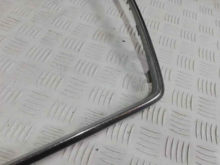 LL MOULURE REVÊTEMENT CALANDRE GRILLE A6 C7 LIFT DD 4G0807715C