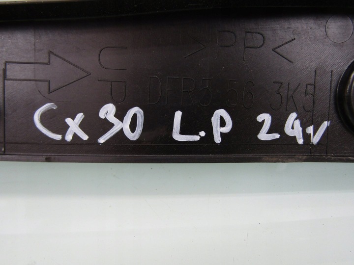 MAZDA CX-30 24R MOULURE GARDE-BOUE GAUCHE AVANT AVANT GARNITURE DFR5563K5