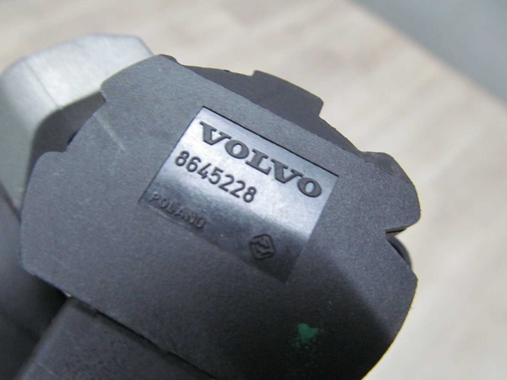 VOLVO XC90 AUTOMATE CONTACTEUR D'ALLUMAGE CLÉ 8626324 8645228 73760 02-14