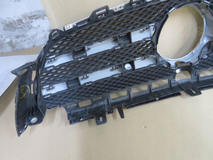 MERCEDES E CLASSE 213 W213 A213 CALANDRE GRILLE A2138880260