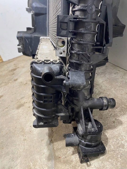 RADIATEUR AUDI A7 SPORTBACK 2013 4H0121003N